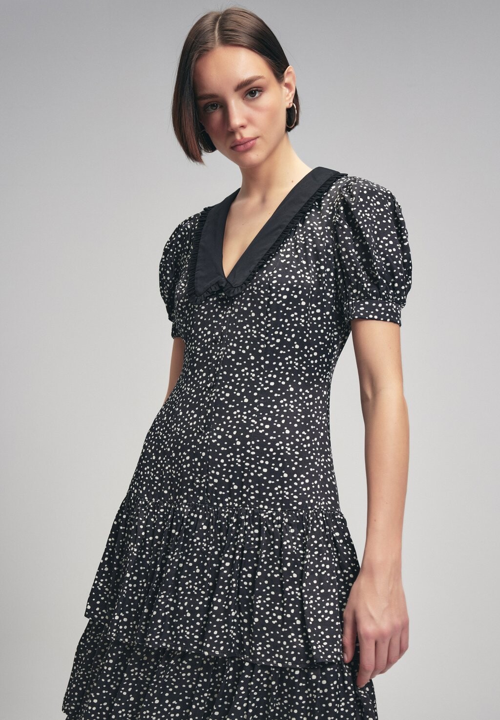 Дневное платье WITH EMBROIDERED NECK adL, черный
Дневное платье WITH EMBROIDERED NECK adL, черный