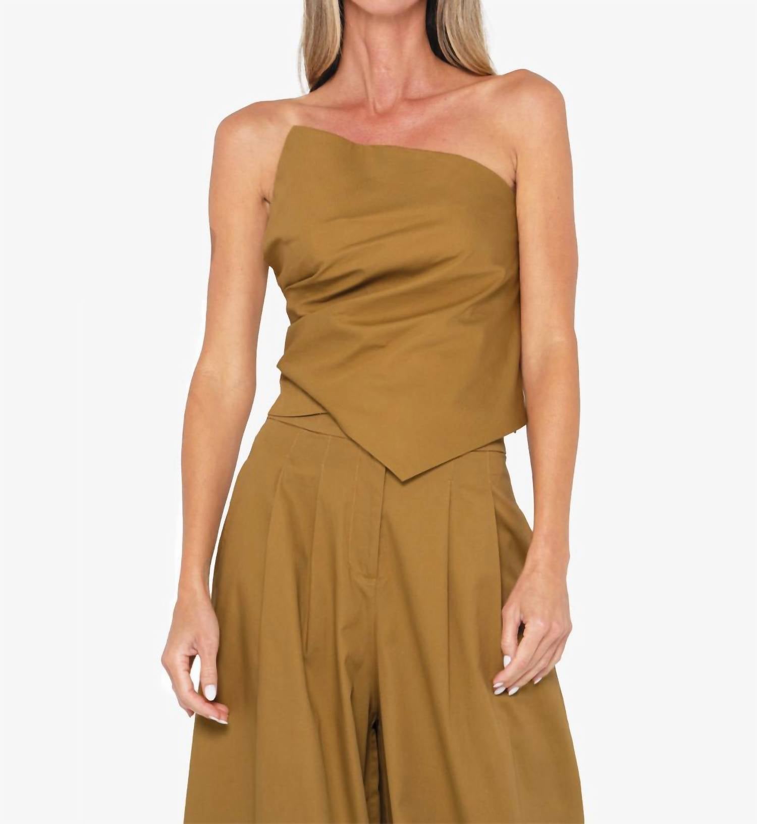 Топ Arlo в медовом цвете JBQ, Honey
Топ Arlo в медовом цвете JBQ, Honey