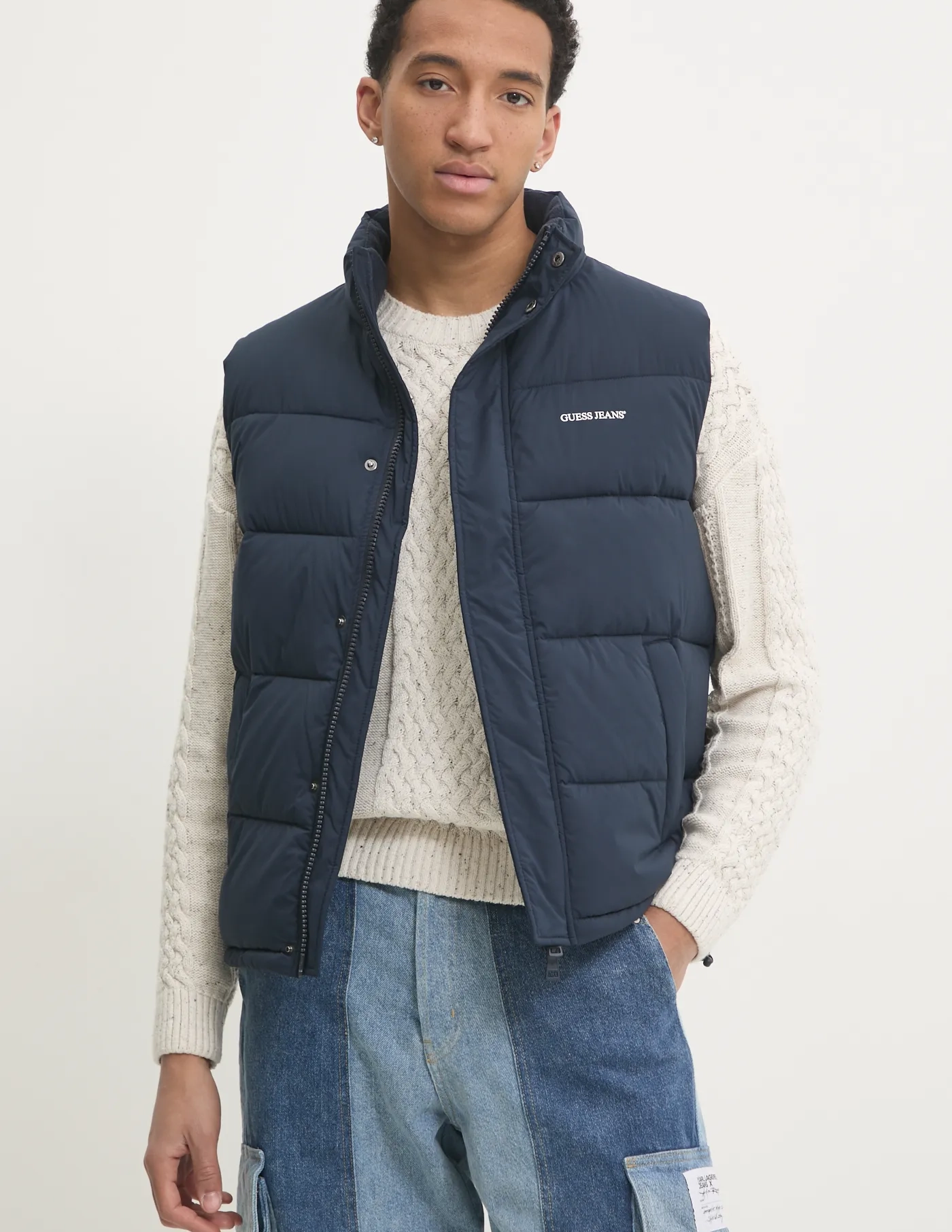 Жилет Guess Jeans, темно-синий
Жилет Guess Jeans, темно-синий