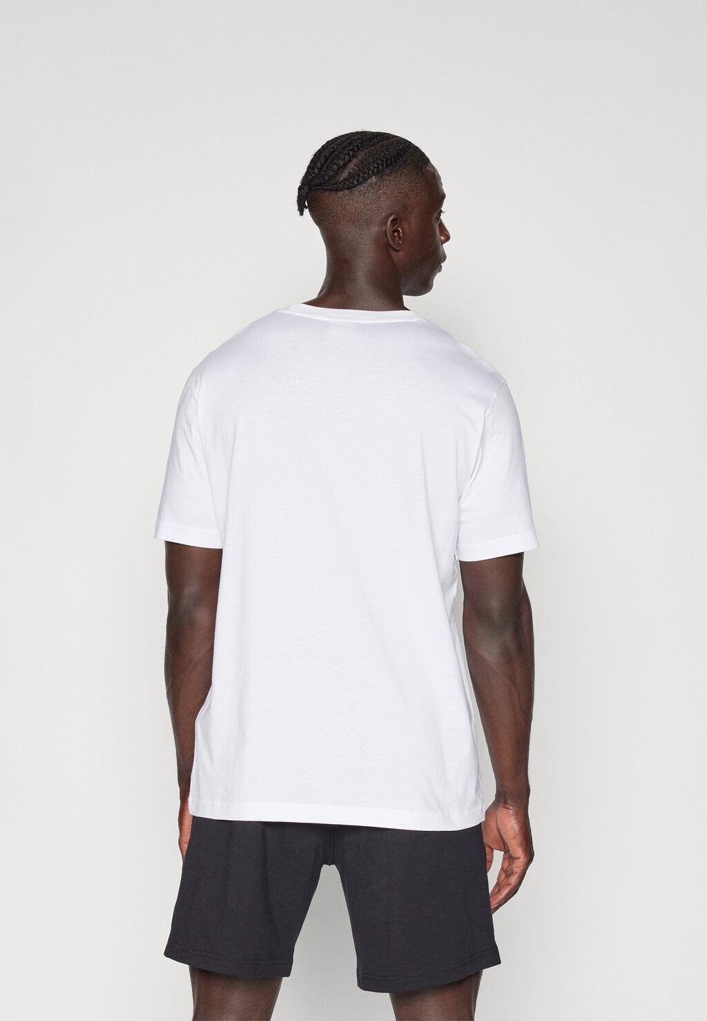 Базовая футболка ICONS CREW NECK 2 PACK Champion, белый
Базовая футболка ICONS CREW NECK 2 PACK Champion, белый