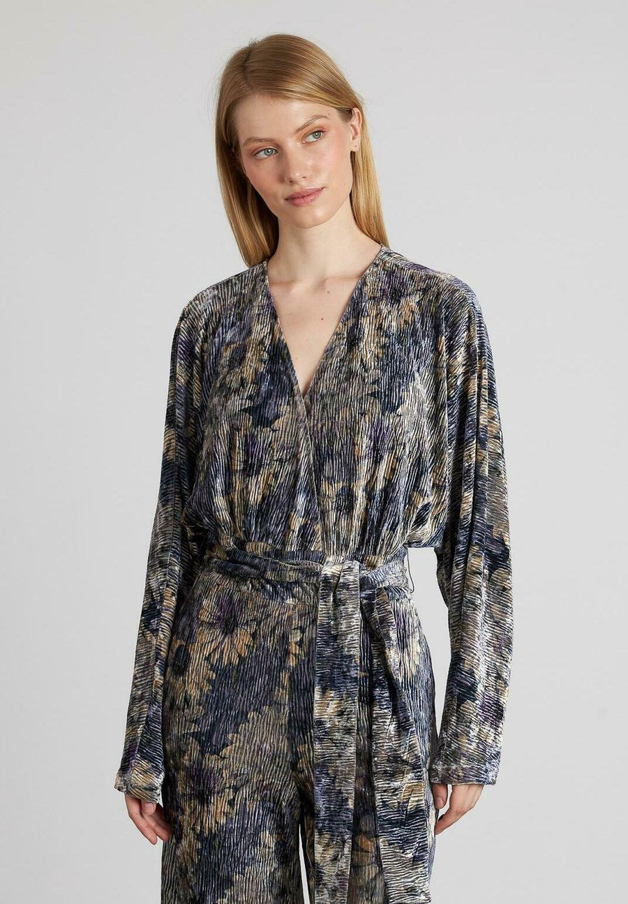 Комбинезон Alma en Pena Jumpsuit, Morado/Purple
Комбинезон Alma en Pena Jumpsuit, Morado/Purple