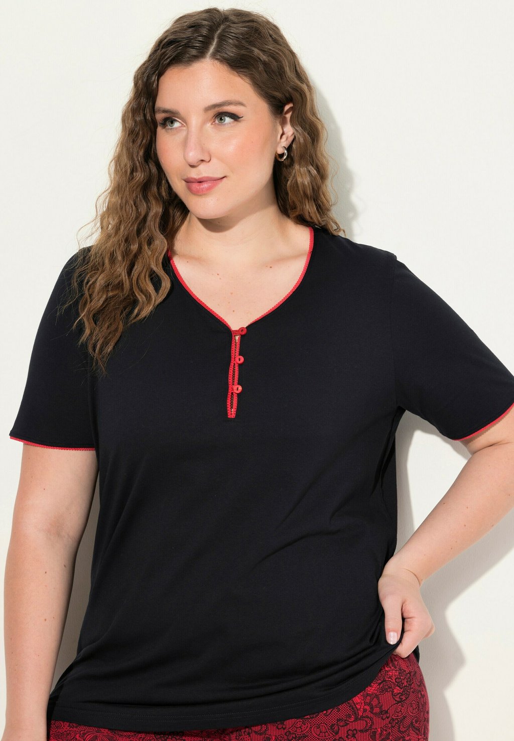 Пижама ZIERKANTE DRUCK SET Ulla Popken, красный 
Пижама ZIERKANTE DRUCK SET Ulla Popken, красный