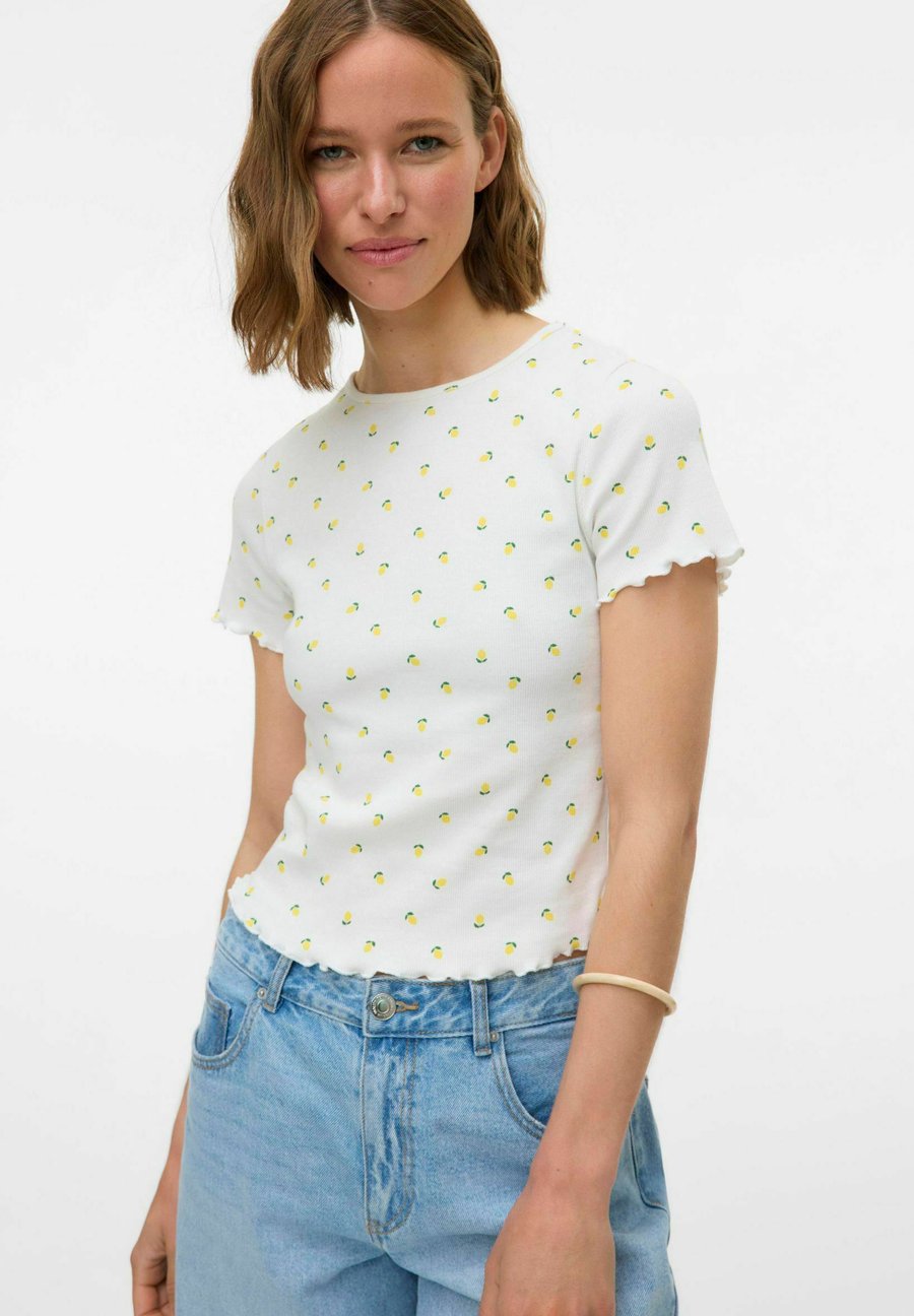 Футболка Vero Moda VMHARRY O-NECK NOOS, Snow White/Off-White, Белый, Футболка Vero Moda VMHARRY O-NECK NOOS, Snow White/Off-White
Футболка Vero Moda VMHARRY O-NECK NOOS, Snow White/Off-White, Белый, Футболка Vero Moda VMHARRY O-NECK NOOS, Snow White/Off-White