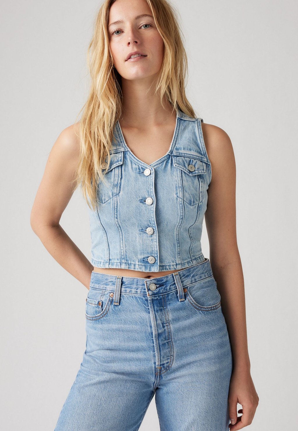 Жилет BELLA CORSET Levi's, синий
Жилет BELLA CORSET Levi's, синий