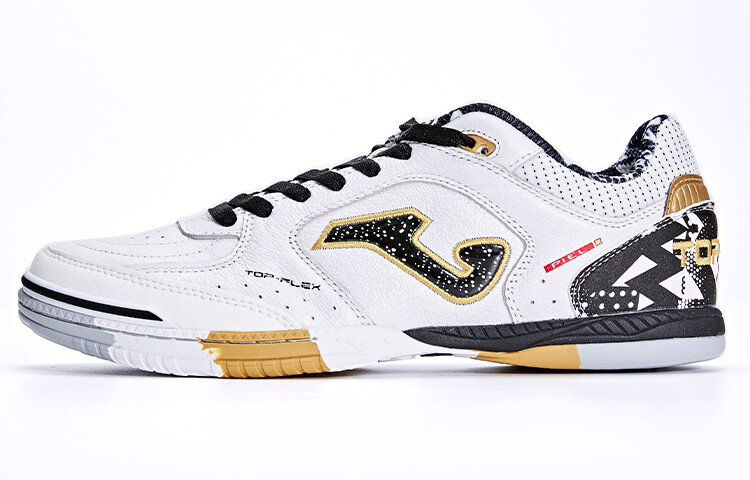 Бутсы Joma Soccer Low-top Kids, белый/черный/коричневый
Бутсы Joma Soccer Low-top Kids, белый/черный/коричневый