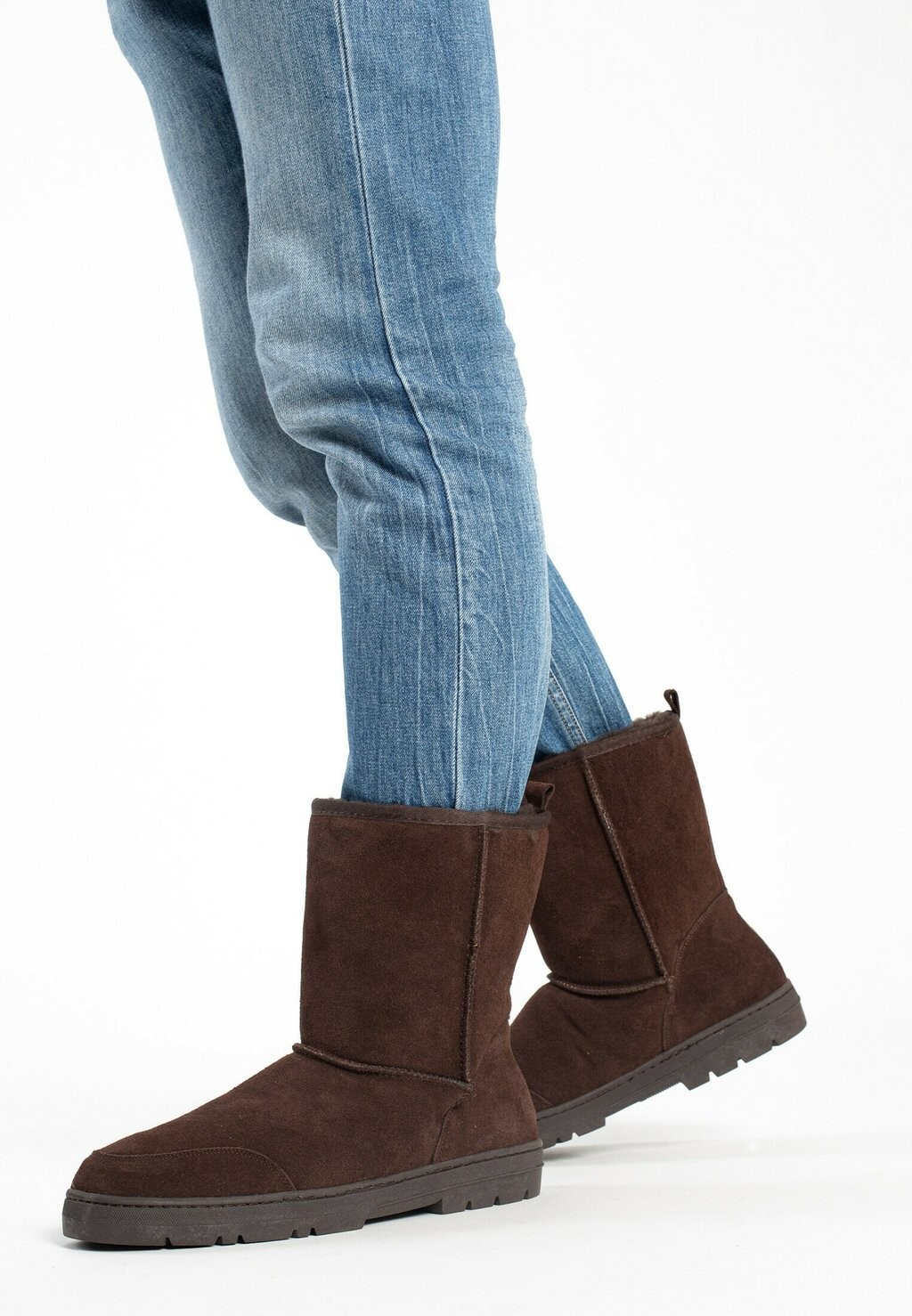 Ботильоны GULLY Gooce, коричневый
Ботильоны GULLY Gooce, коричневый