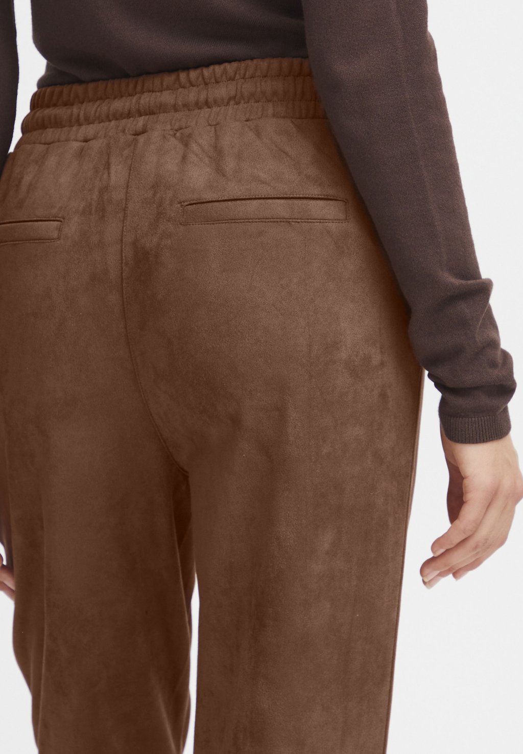 Спортивные брюки JUDITH Oxmo, коричневый
Спортивные брюки JUDITH Oxmo, коричневый