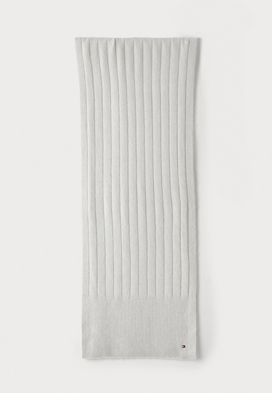 Шарф Tommy Hilfiger FLAG FLUFFY SCARF, Grey Whisper/Grey
Шарф Tommy Hilfiger FLAG FLUFFY SCARF, Grey Whisper/Grey