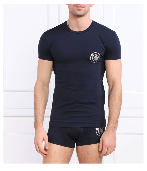 Пижама мужская Emporio Armani облегающего кроя из футболки и шорт, синий
Пижама мужская Emporio Armani облегающего кроя из футболки и шорт, синий