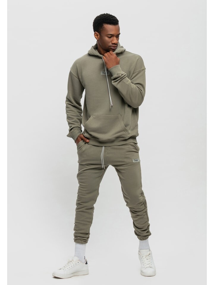 Спортивный костюм Tom Barron, цвет gruen
Спортивный костюм Tom Barron, цвет gruen