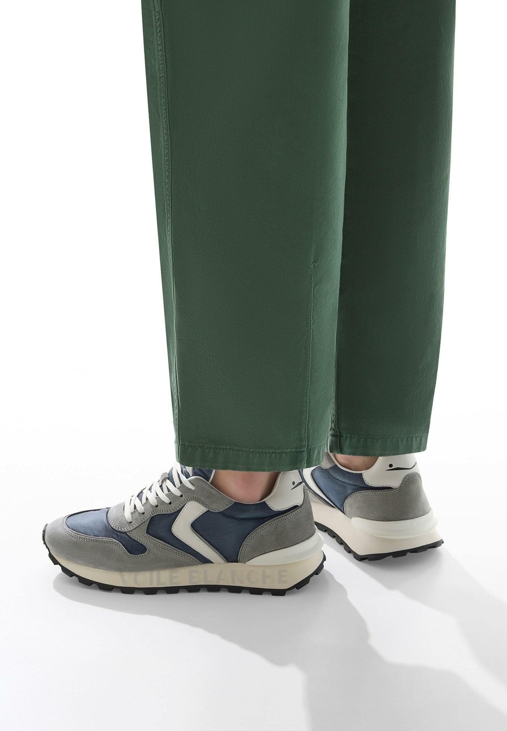 Кроссовки PARIS RACE Voile Blanche, серый
Кроссовки PARIS RACE Voile Blanche, серый