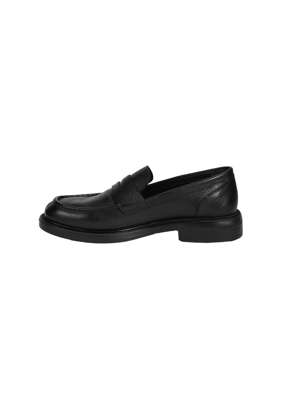 Лоферы Desa Slip-ons, Black
Лоферы Desa Slip-ons, Black