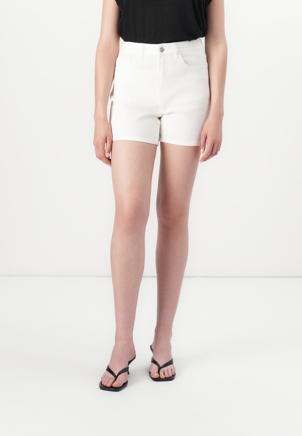 Джинсовые шорты VICHIA VILA, кремовый
Джинсовые шорты VICHIA VILA, кремовый