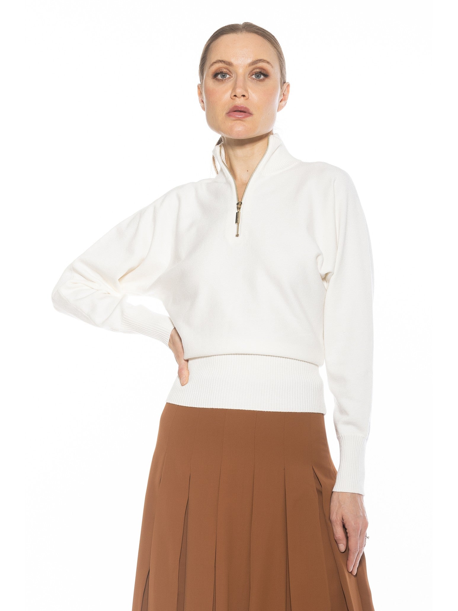 Свитер Нико ALEXIA ADMOR, слоновая кость
Свитер Нико ALEXIA ADMOR, слоновая кость