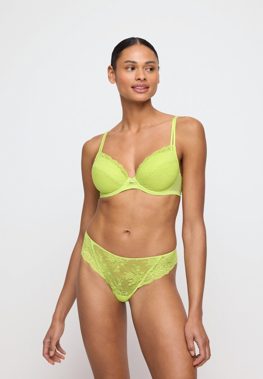 Трусы Marie Jo MELIPHA , Wild Citrus/Neon Green
Трусы Marie Jo MELIPHA , Wild Citrus/Neon Green