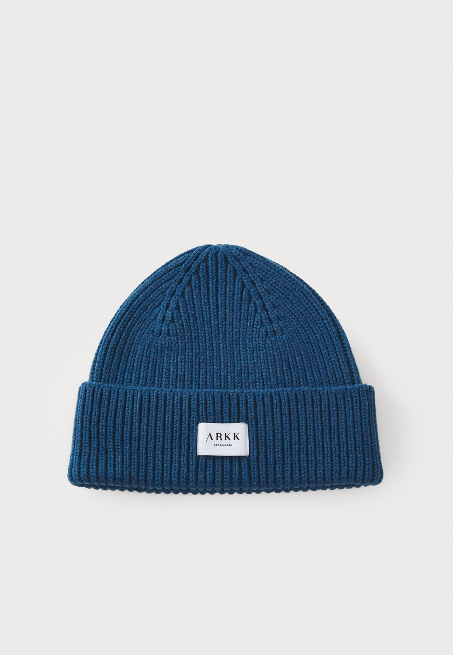 Шапка ARKK Copenhagen CLASSIC BEANIE UNISEX, Dusty Blue/Dark Blue
Шапка ARKK Copenhagen CLASSIC BEANIE UNISEX, Dusty Blue/Dark Blue