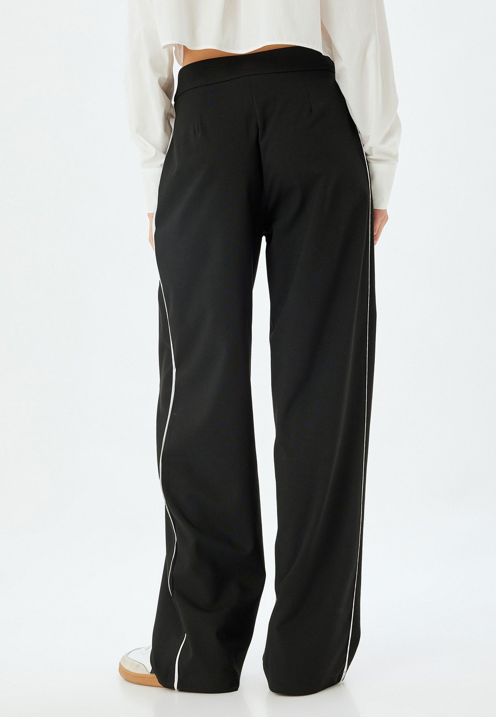 Брюки Koton, черный
Брюки Koton, черный