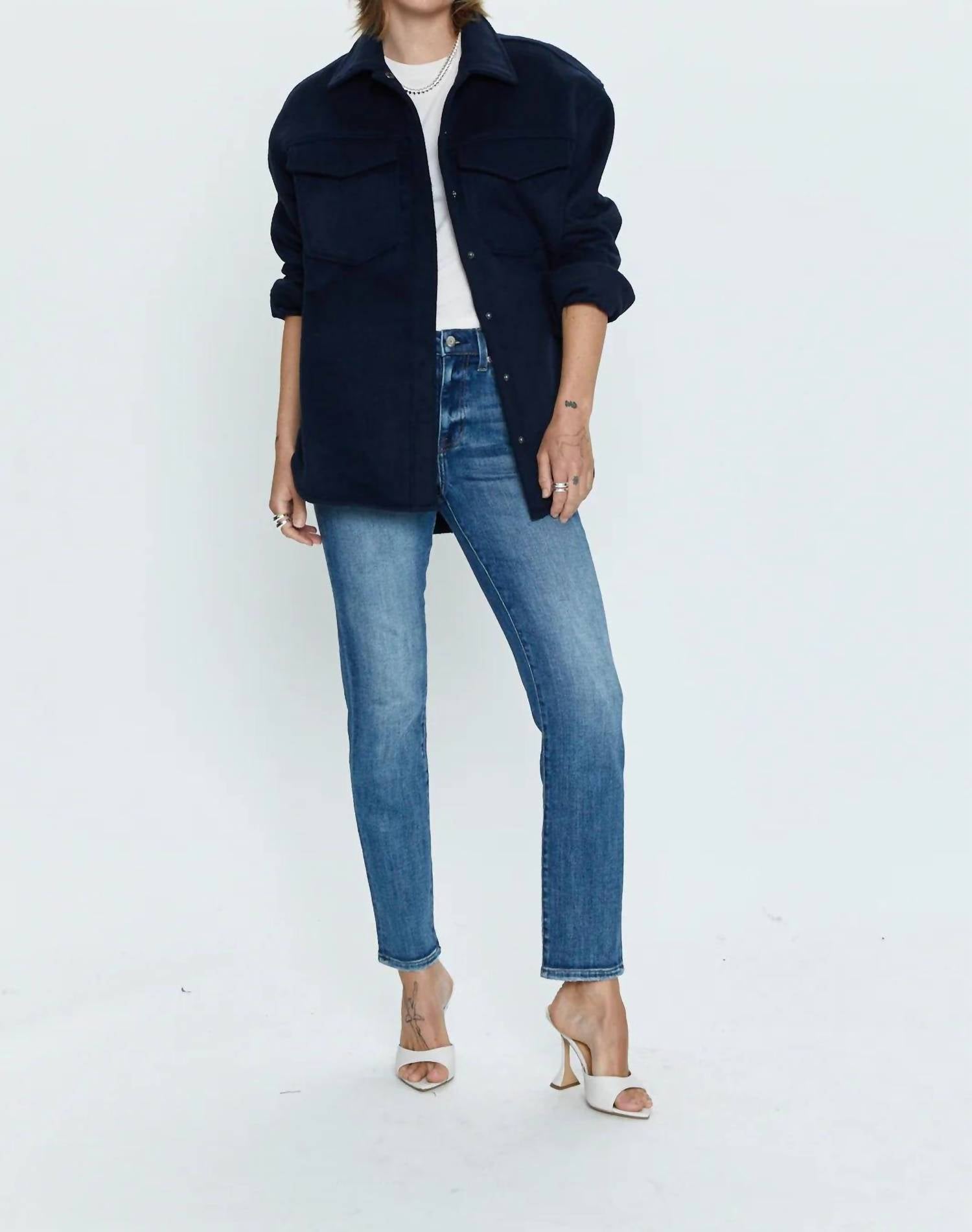 Madi High Rise Modern Slim Jean In Haus - Модные зауженные джинсы Madi с высокой посадкой в цвете Haus PISTOLA, Haus
Madi High Rise Modern Slim Jean In Haus - Модные зауженные джинсы Madi с высокой посадкой в цвете Haus PISTOLA, Haus