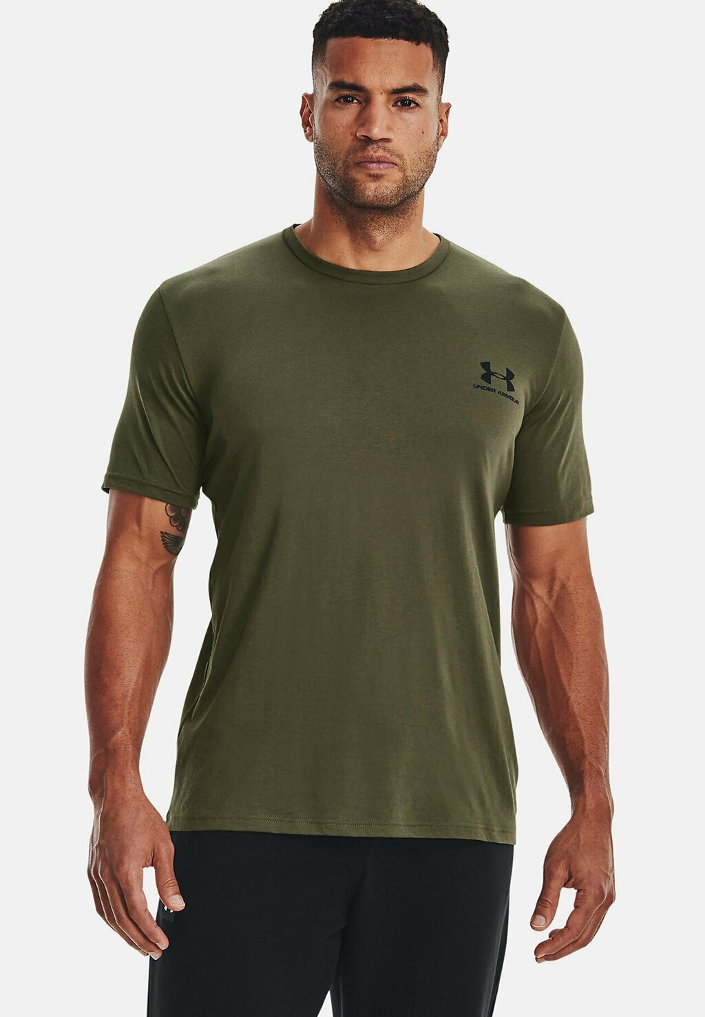 Спортивная футболка Sportstyle Under Armour, цвет marine od green
Спортивная футболка Sportstyle Under Armour, цвет marine od green