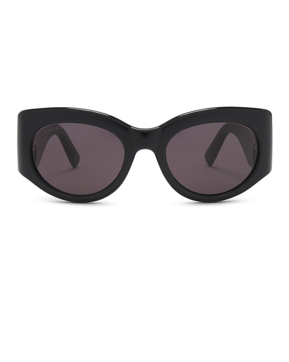 Одноцветные овальные солнцезащитные очки Marmont Gucci, черный 
Одноцветные овальные солнцезащитные очки Marmont Gucci, черный