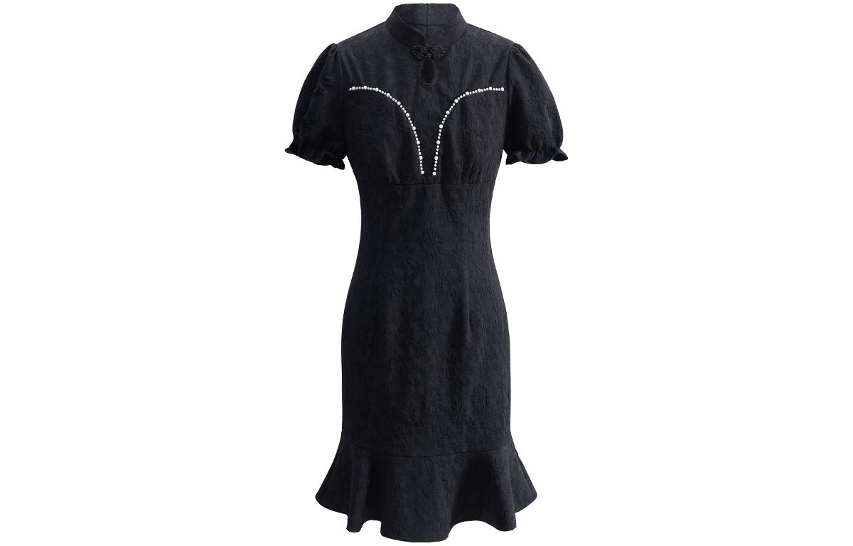 Футболка с коротким рукавом женская черная JK&JS
Футболка с коротким рукавом женская черная JK&JS