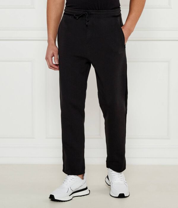 Спортивные брюки Boss Green Hadim с лентой на поясе, черный
Спортивные брюки Boss Green Hadim с лентой на поясе, черный