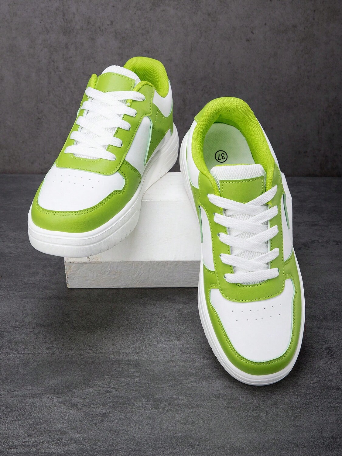 Спортивная обувь унисекс Apple Green/White Fashion Simple Design Men для городских прогулок и тренировок, мультиколор
Спортивная обувь унисекс Apple Green/White Fashion Simple Design Men для городских прогулок и тренировок, мультиколор