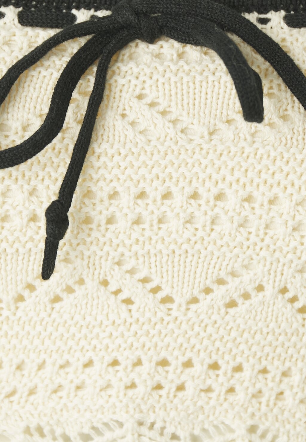 Топ Crochet Tube Hollister Co., белая кепка серо/черный
Топ Crochet Tube Hollister Co., белая кепка серо/черный