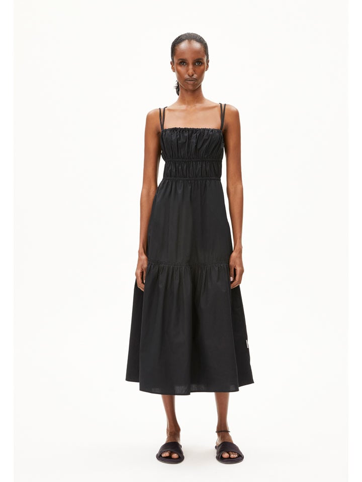 Armedangels Платье "Хетмалаа" черного цвета
Armedangels Платье "Хетмалаа" черного цвета