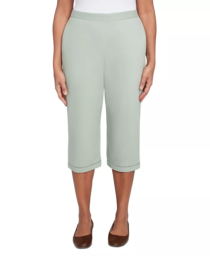 Укороченные брюки Petite Santa Fe с расслабленным кроем и кружевным подолом Alfred Dunner, зеленый
Укороченные брюки Petite Santa Fe с расслабленным кроем и кружевным подолом Alfred Dunner, зеленый