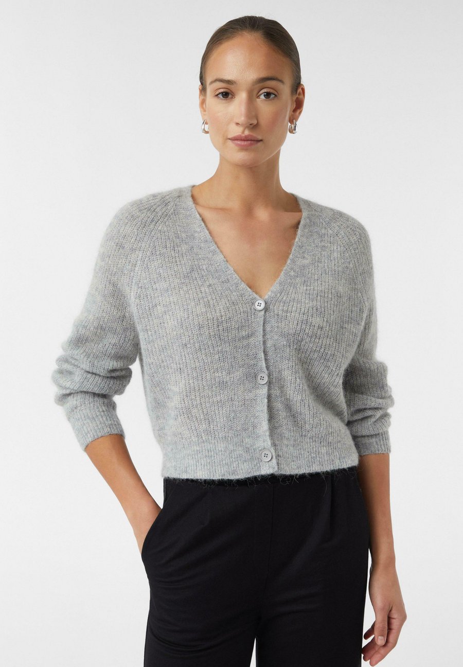 Кардиган comma casual identity Cardigan, Steingrau/Mottled Light Grey
Кардиган comma casual identity Cardigan, Steingrau/Mottled Light Grey