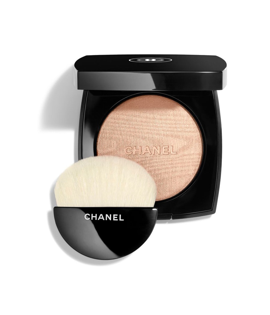 Хайлайтер CHANEL POUDRE LUMIÈRE, Nr. 10 - Ivory Gold, 8.5g 
Хайлайтер CHANEL POUDRE LUMIÈRE, Nr. 10 - Ivory Gold, 8.5g