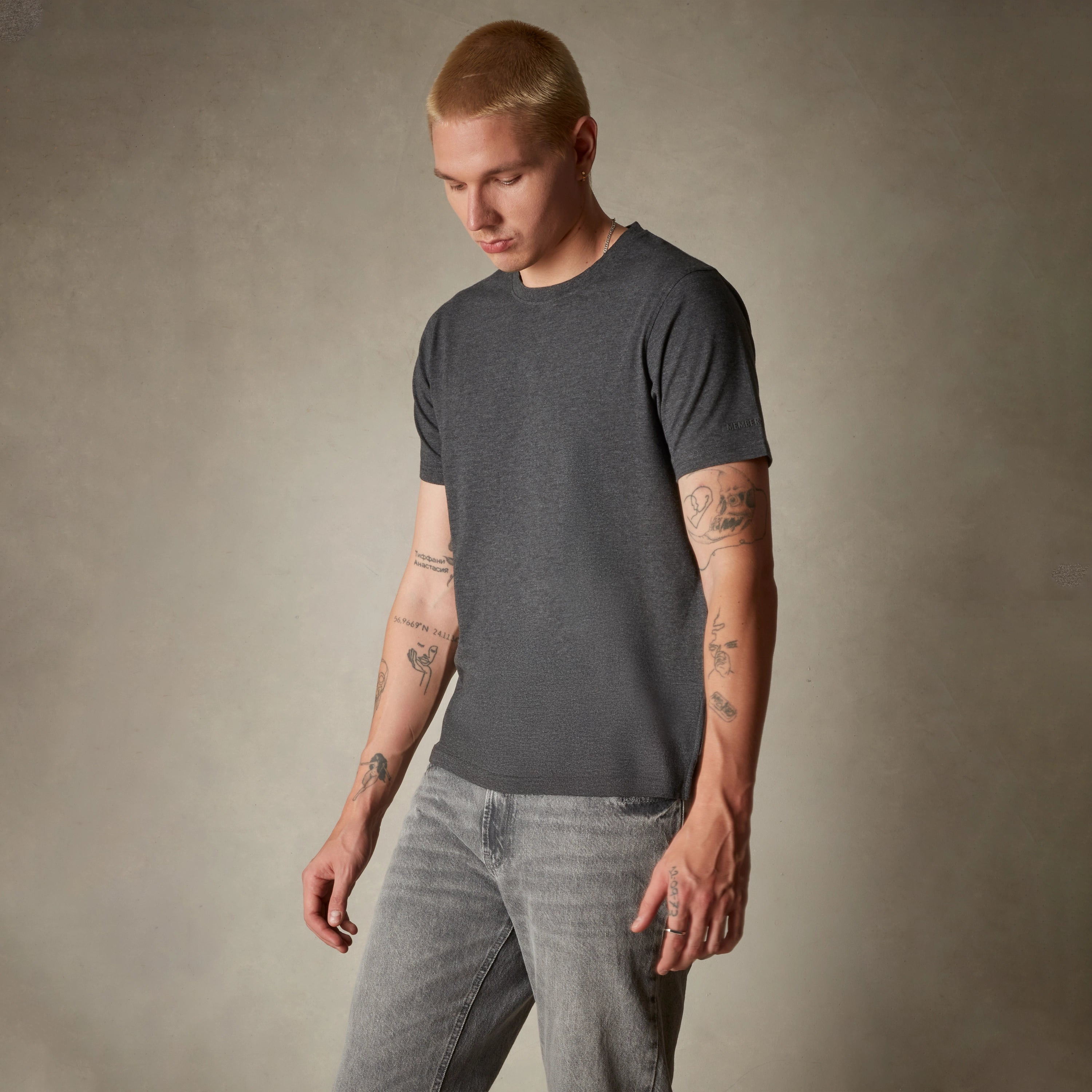 Футболка мужская с круглым вырезом Members Only, цвет charcoal
Футболка мужская с круглым вырезом Members Only, цвет charcoal