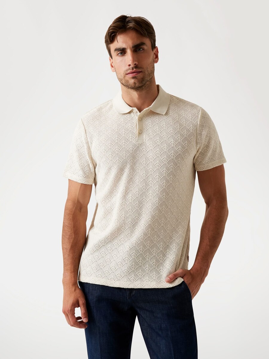 Свитер GUESS, светло-бежевый
Свитер GUESS, светло-бежевый