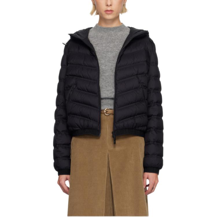 Куртка с капюшоном на утеплителе Moncler, черный
Куртка с капюшоном на утеплителе Moncler, черный