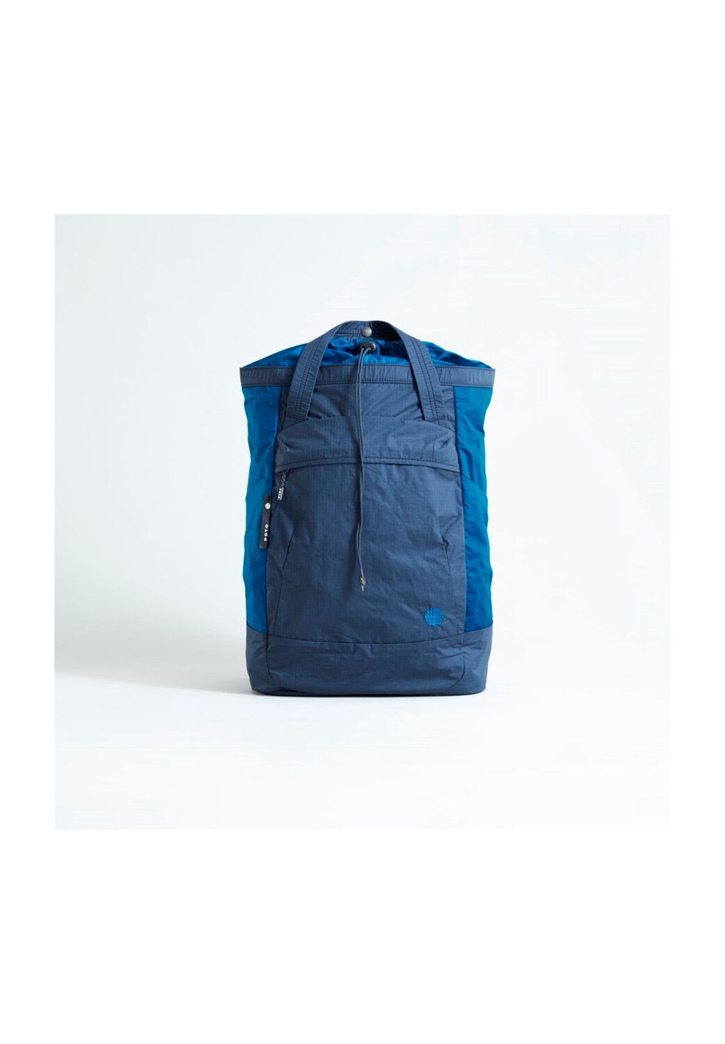 Рюкзак AIR MIST:IFY Daypack, экологичный, 24 л eoto, темно-синий
Рюкзак AIR MIST:IFY Daypack, экологичный, 24 л eoto, темно-синий
