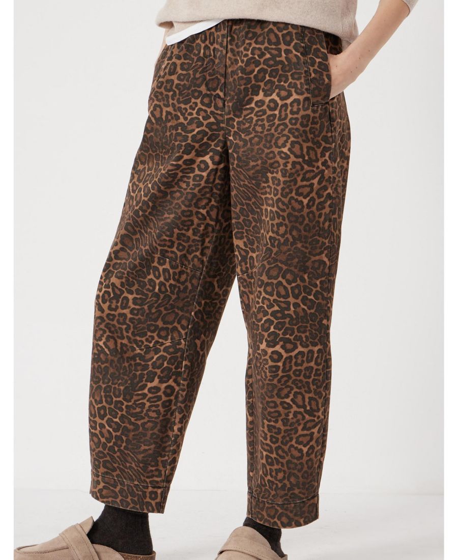 Женские хлопковые брюки Jack Barrel Leg Pull On Hush, Brown leopard print
Женские хлопковые брюки Jack Barrel Leg Pull On Hush, Brown leopard print