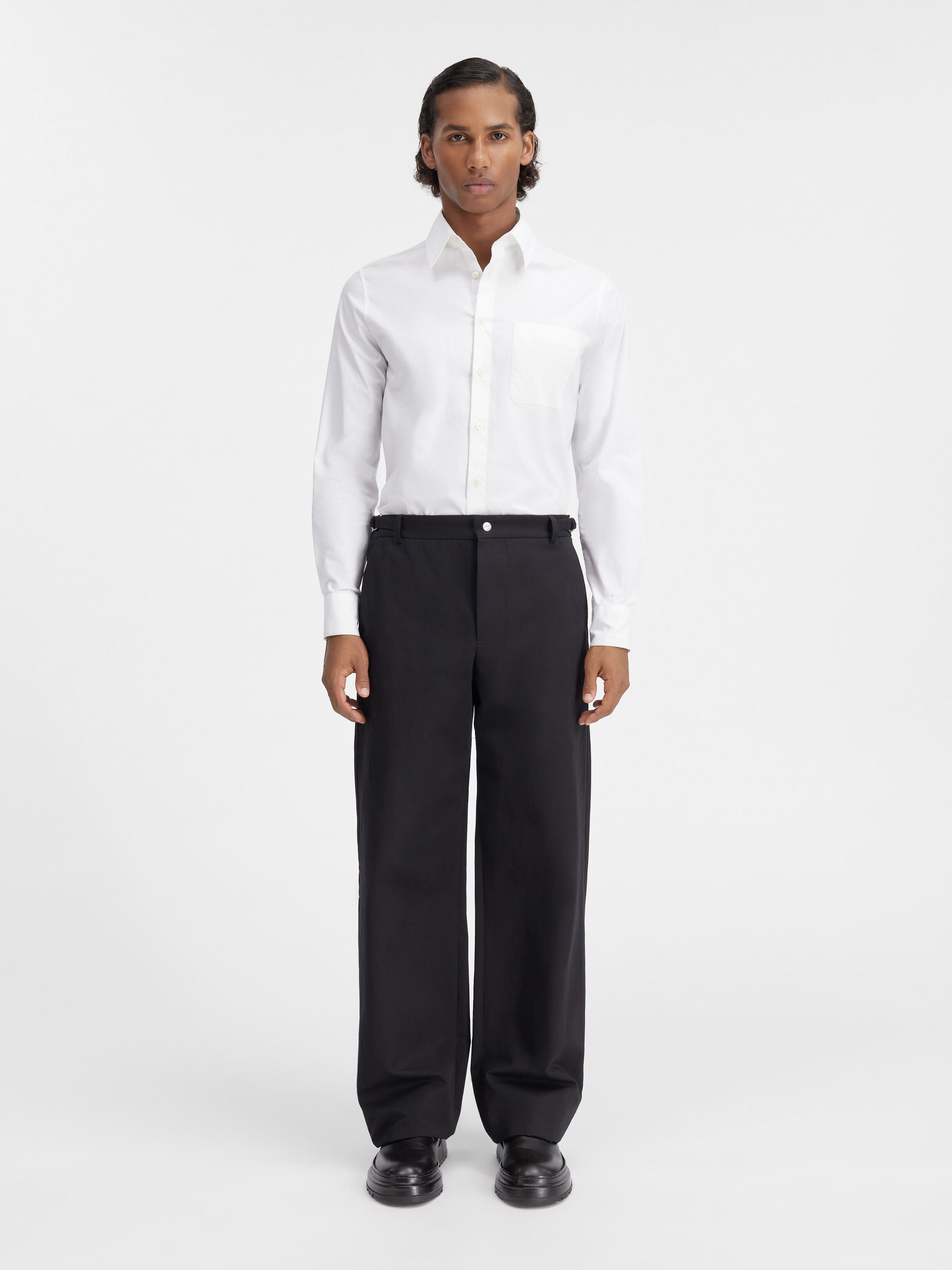 Рабочие брюки JACQUEMUS The Jean pants, черный
Рабочие брюки JACQUEMUS The Jean pants, черный