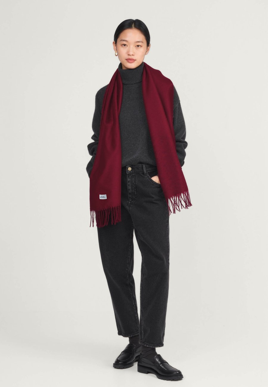 Шарф Style Republic KASCH-MIR SCARF WITH FRINGES, Bordeaux
Шарф Style Republic KASCH-MIR SCARF WITH FRINGES, Bordeaux