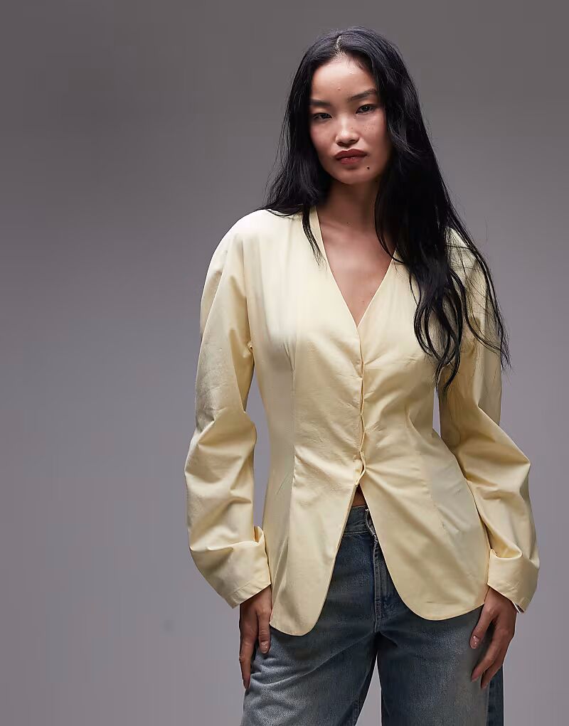 Рубашка с присборенной талией и рукавами-коконами цвета пахты Asos Design
Рубашка с присборенной талией и рукавами-коконами цвета пахты Asos Design