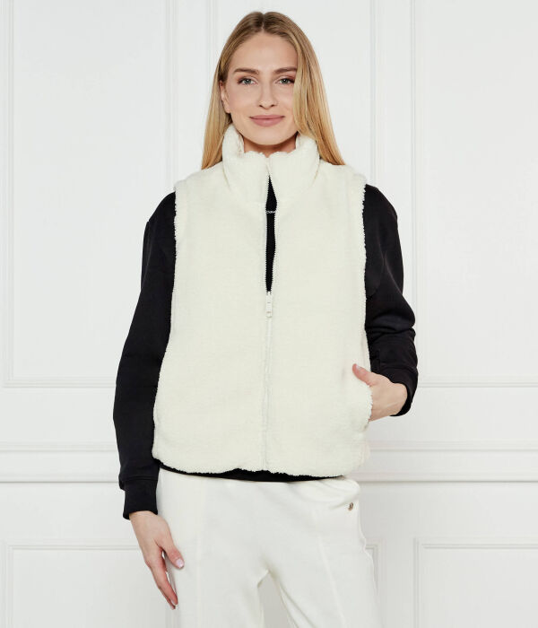 Жилет двусторонний Tommy Hilfiger Regular Fit, экрю
Жилет двусторонний Tommy Hilfiger Regular Fit, экрю