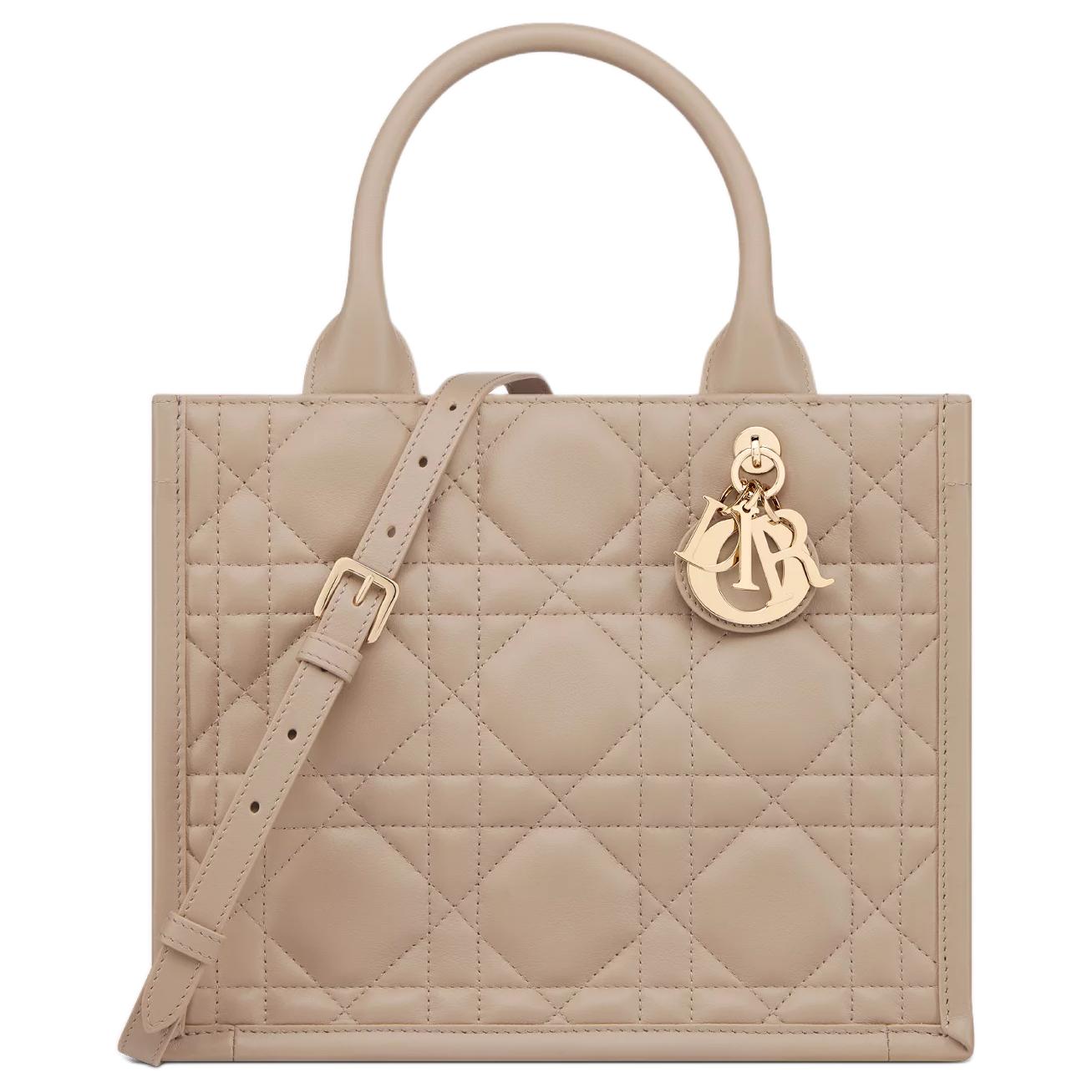 DIOR Сумка-шоппер из телячьей кожи
DIOR Сумка-шоппер из телячьей кожи