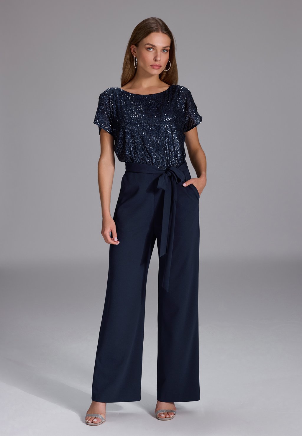 Комбинезон SWING, синий
Комбинезон SWING, синий