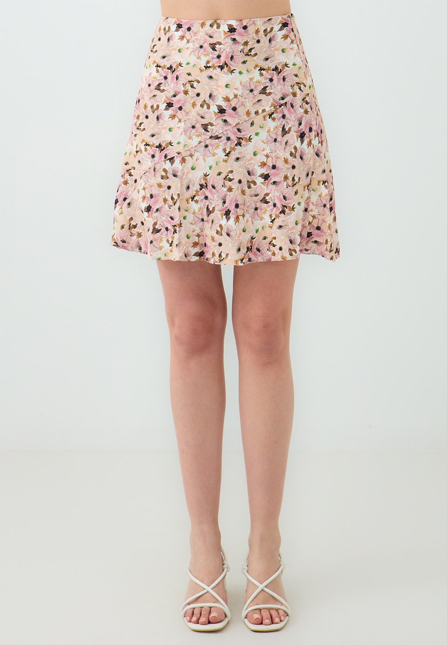 Юбка Jimmy Key A-line skirt, Pink
Юбка Jimmy Key A-line skirt, Pink