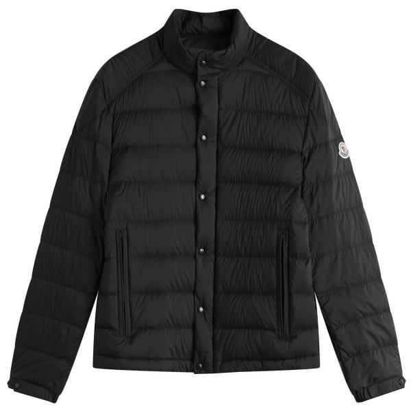 Переработанная куртка longue saison opaque selves Moncler, черный
Переработанная куртка longue saison opaque selves Moncler, черный
