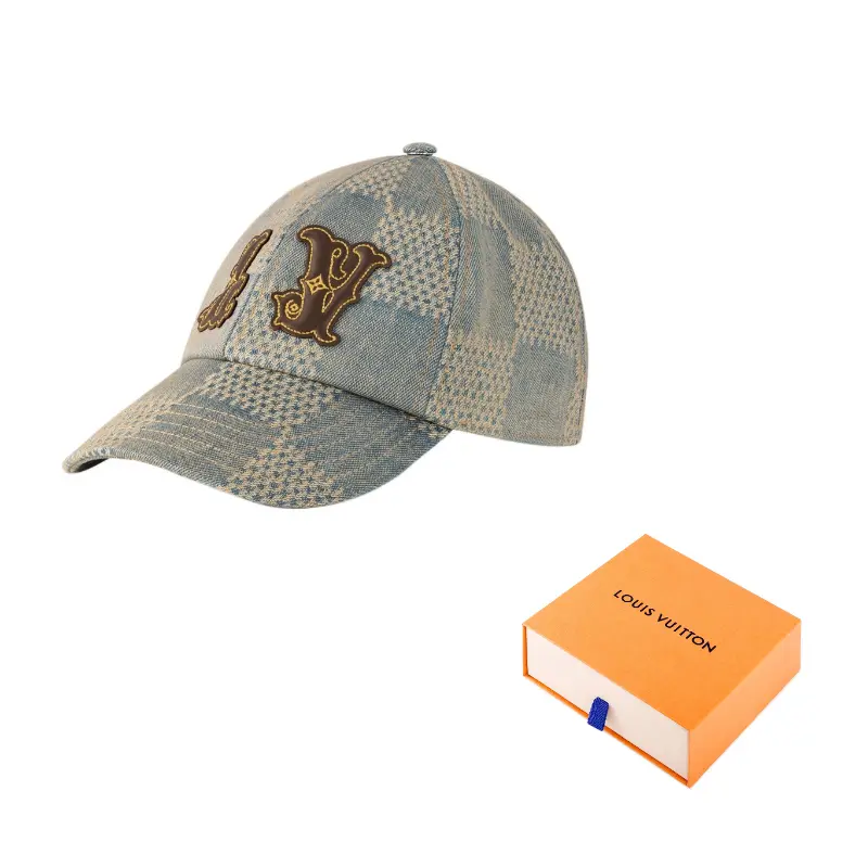 Вымытая 3D кепка LOUIS VUITTON
Вымытая 3D кепка LOUIS VUITTON