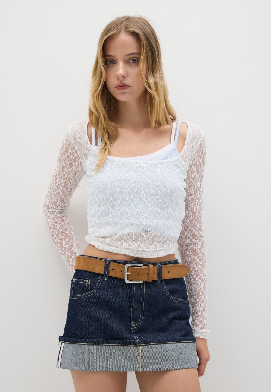 Блуза B.ANGEL Blouse, White
Блуза B.ANGEL Blouse, White