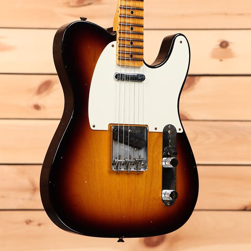 Электрогитара Fender Custom Shop 1957 Telecaster Journeyman Relic - Wide Fade 2 Color Sunburst - CZ572491 - PLEK'd
Электрогитара Fender Custom Shop 1957 Telecaster Journeyman Relic - Wide Fade 2 Color Sunburst - CZ572491 - PLEK'd