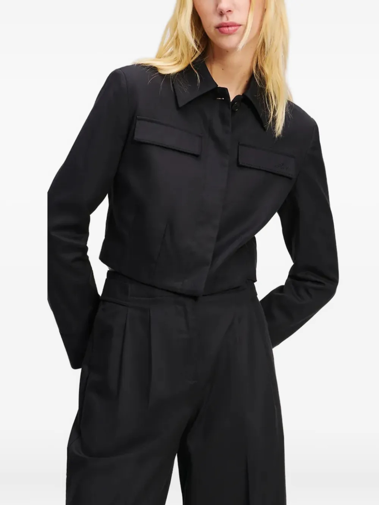 Укороченная куртка Karl Lagerfeld с карманами, черный
Укороченная куртка Karl Lagerfeld с карманами, черный