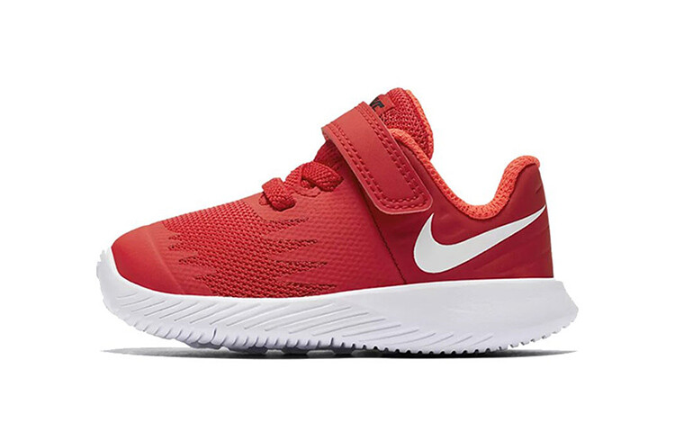 Кроссовки для малышей Nike Star Runner 2 TD
Кроссовки для малышей Nike Star Runner 2 TD